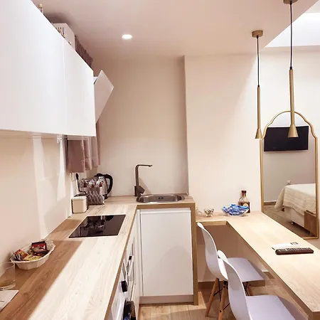 Anastasia's Cozy * コルフ島